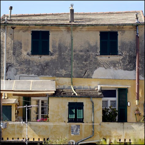 Cinque-Terre-2009-Hausfassa